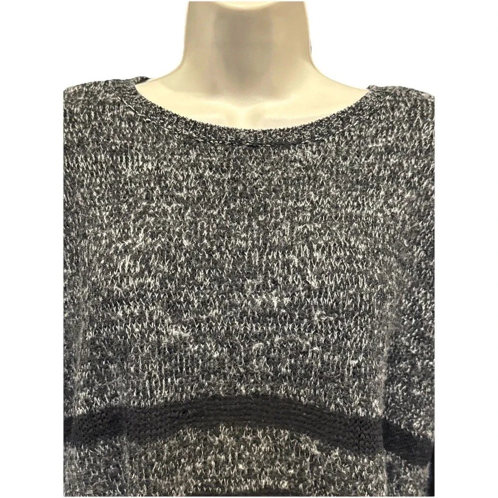 Alice + Olivia Women's M Gray Black Colorblock Linen Blend Open Knit Sweater
